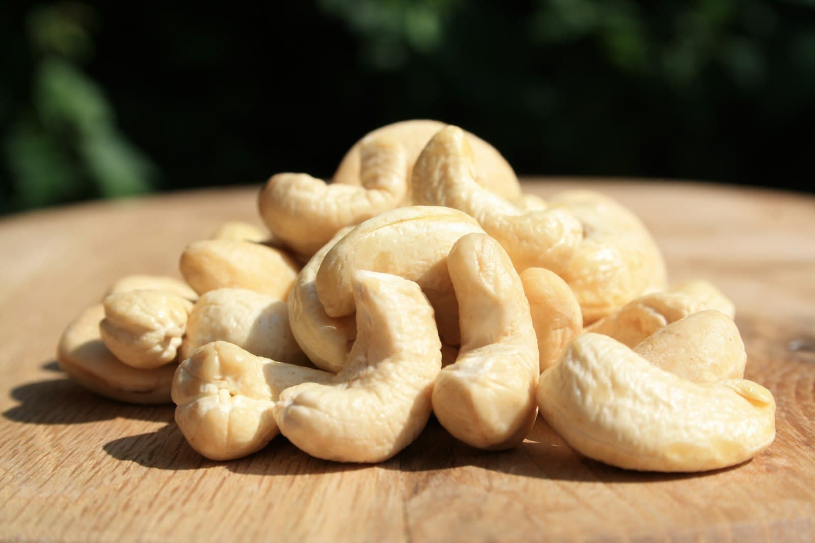 White Whole Cashew Kernels, export grade